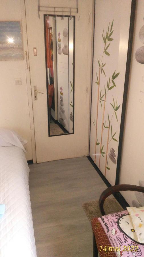Petit Chez Soi Dans Mon Petit Chez Moi Apartment Biganos Bagian luar foto